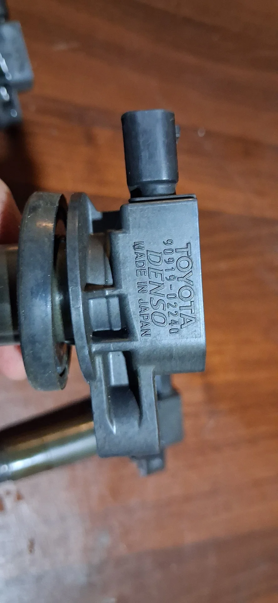 Каушка жажигания тойота 1nz-fe 90919-02240 denso v - миниатюра 2