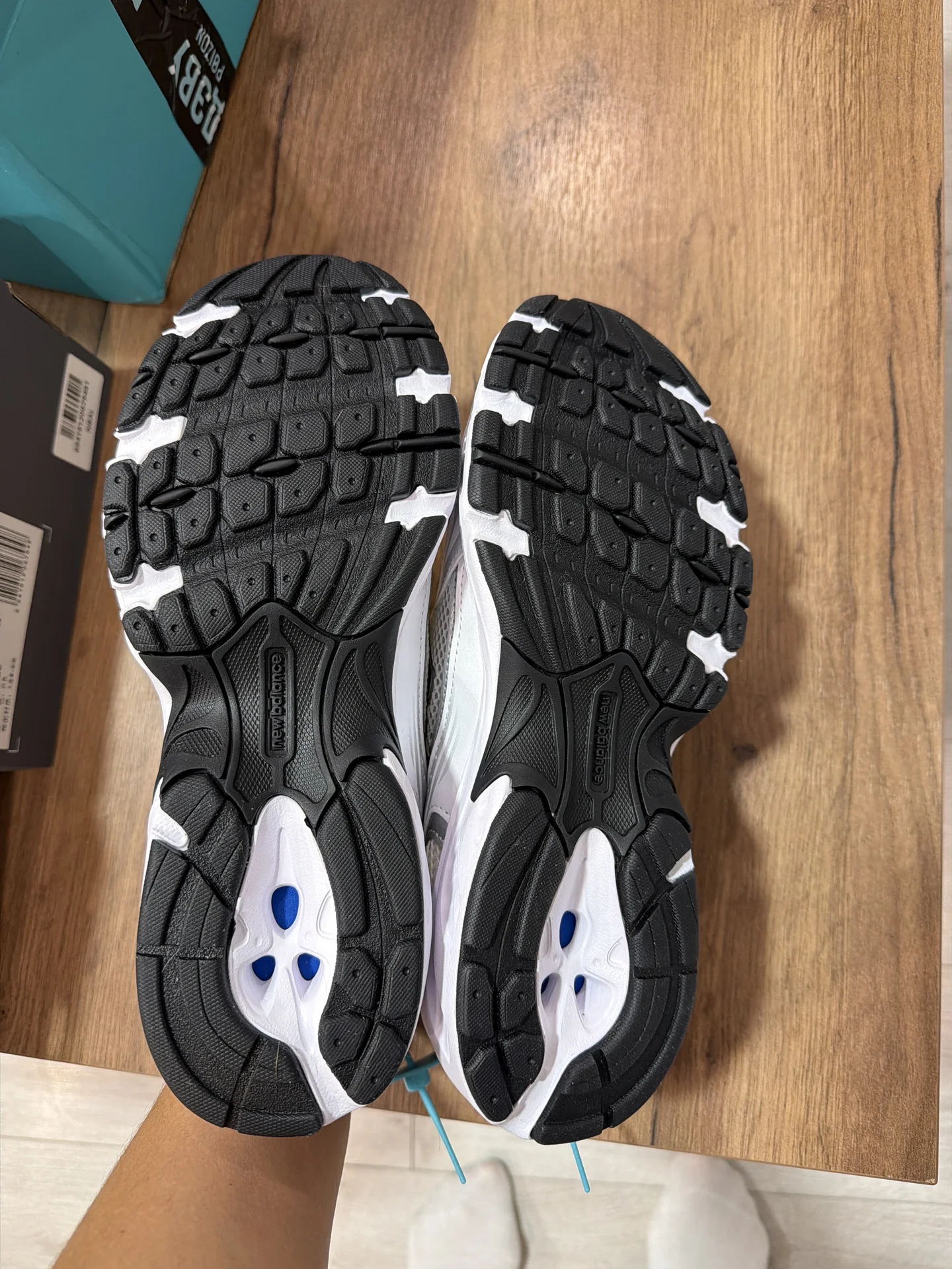 Новые кроссовки new balance с пойзона 26см - миниатюра 5