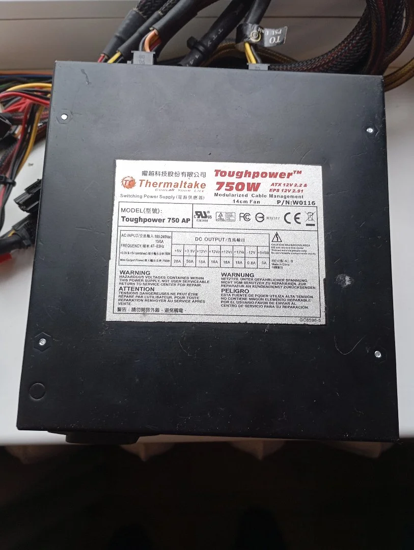 Блок питания для ПК АТХ  Thermaltake toughpower 750 AP полумодульный - миниатюра 2