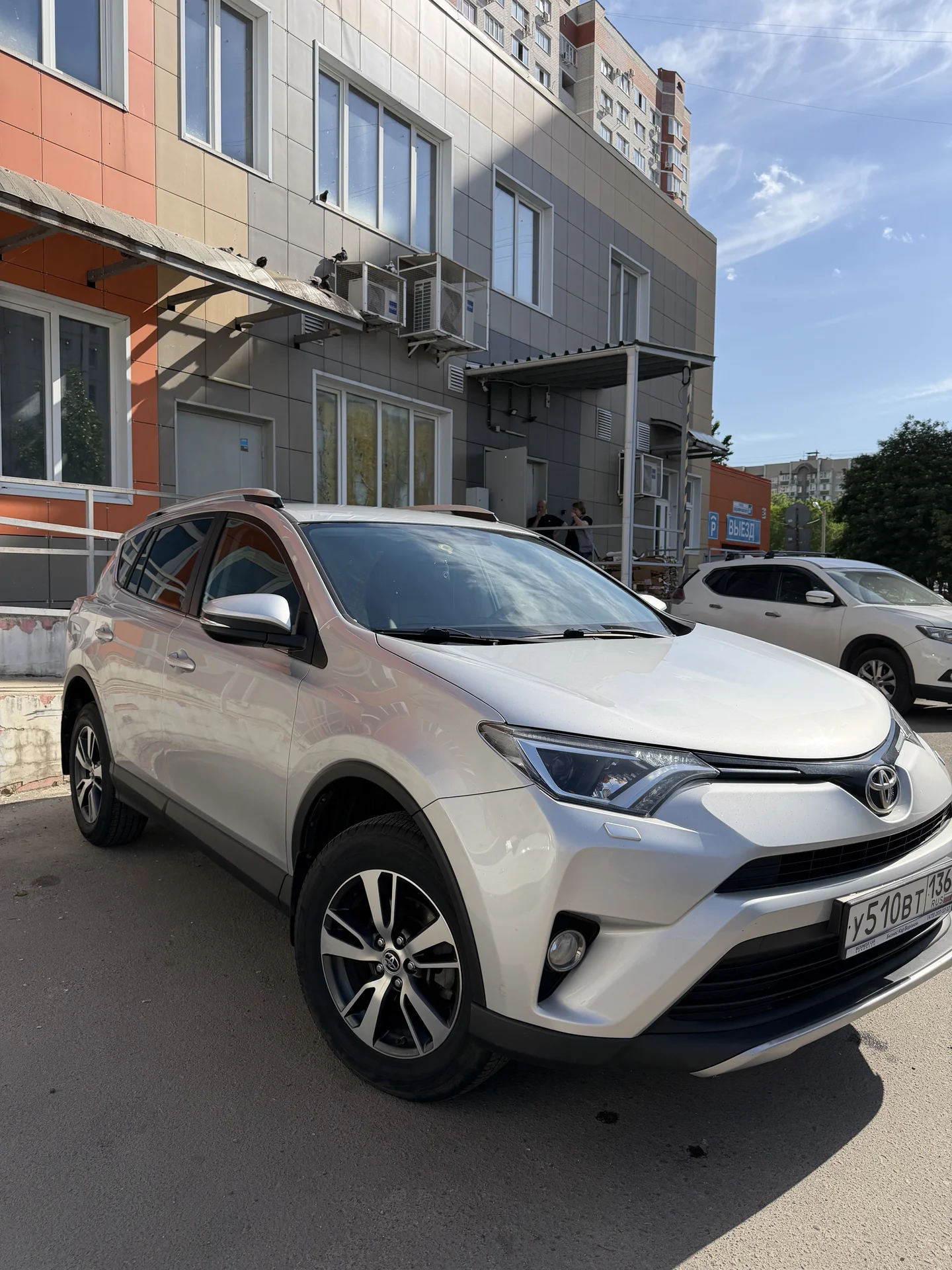 Toyota Rav 4 - изображение 1