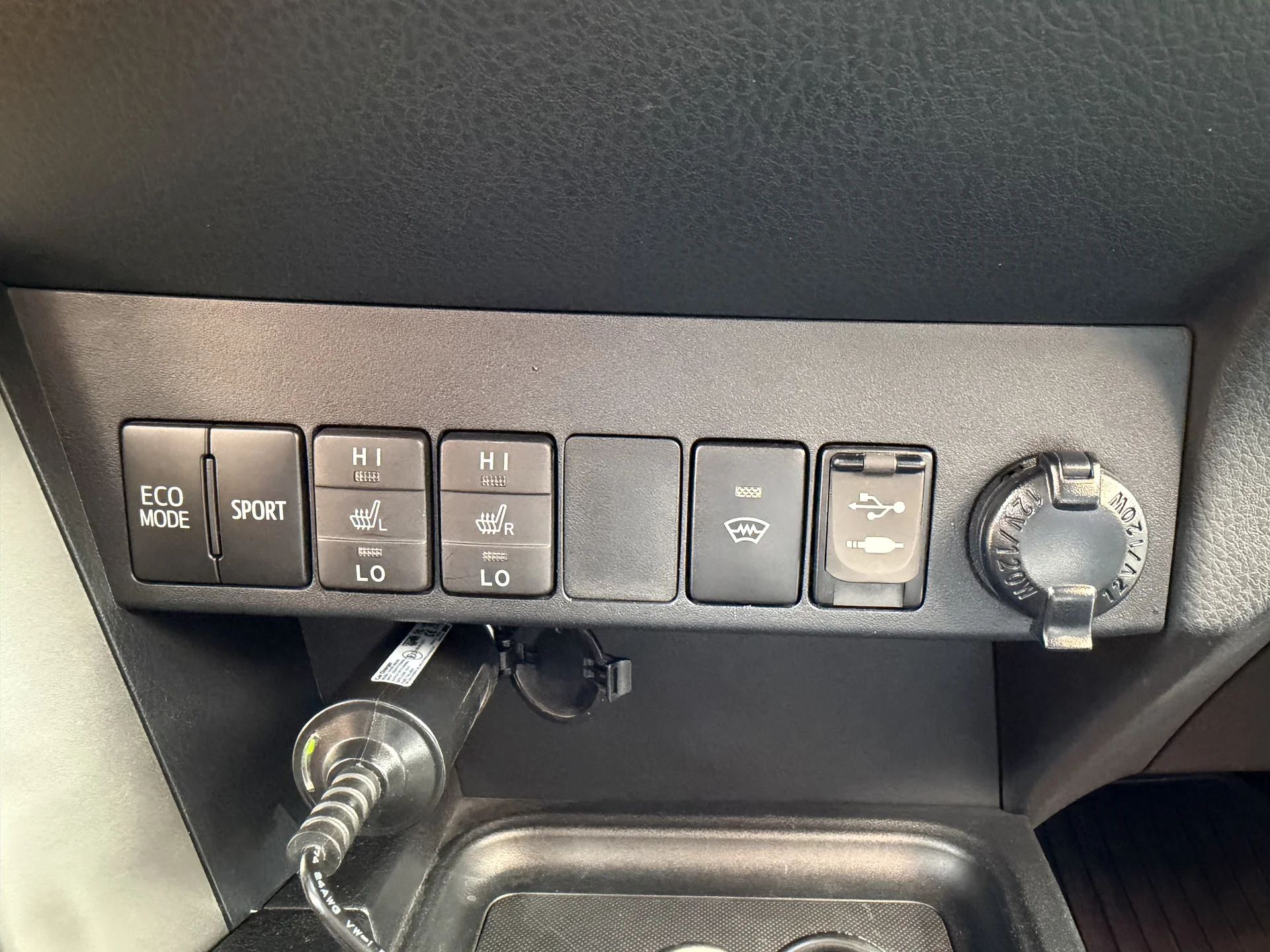 Toyota Rav 4 - миниатюра 6