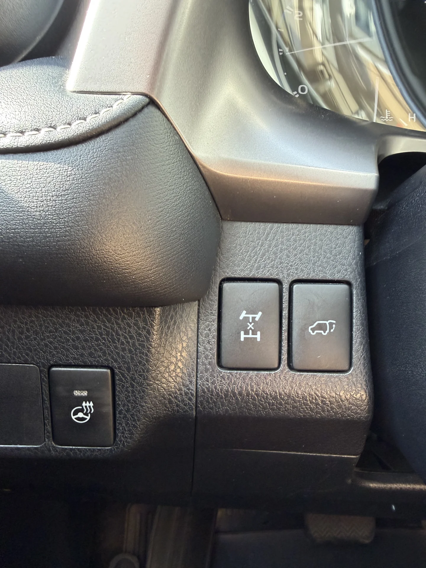 Toyota Rav 4 - миниатюра 9