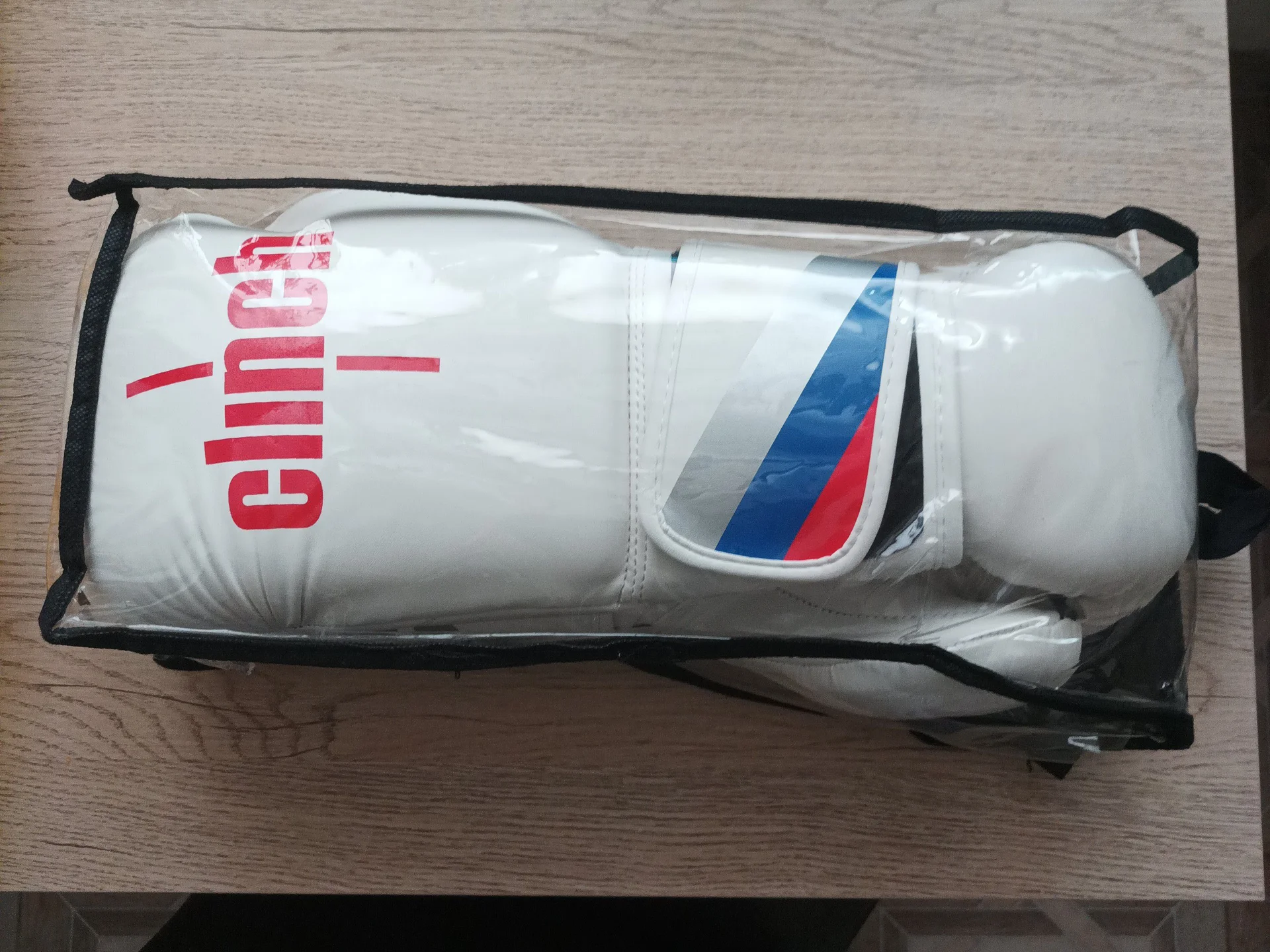Боксерские перчатки 10 oz clinch - изображение 1
