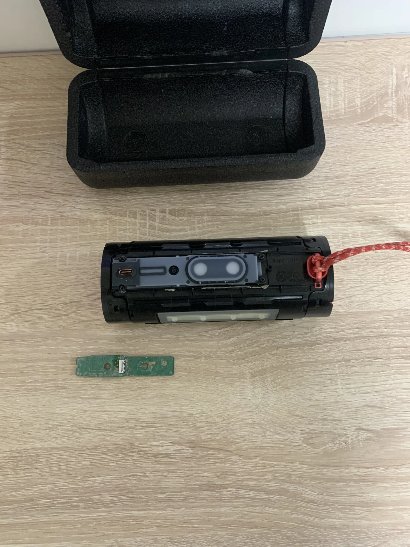 Колонка jbl flip 5 на запчасти - миниатюра 6
