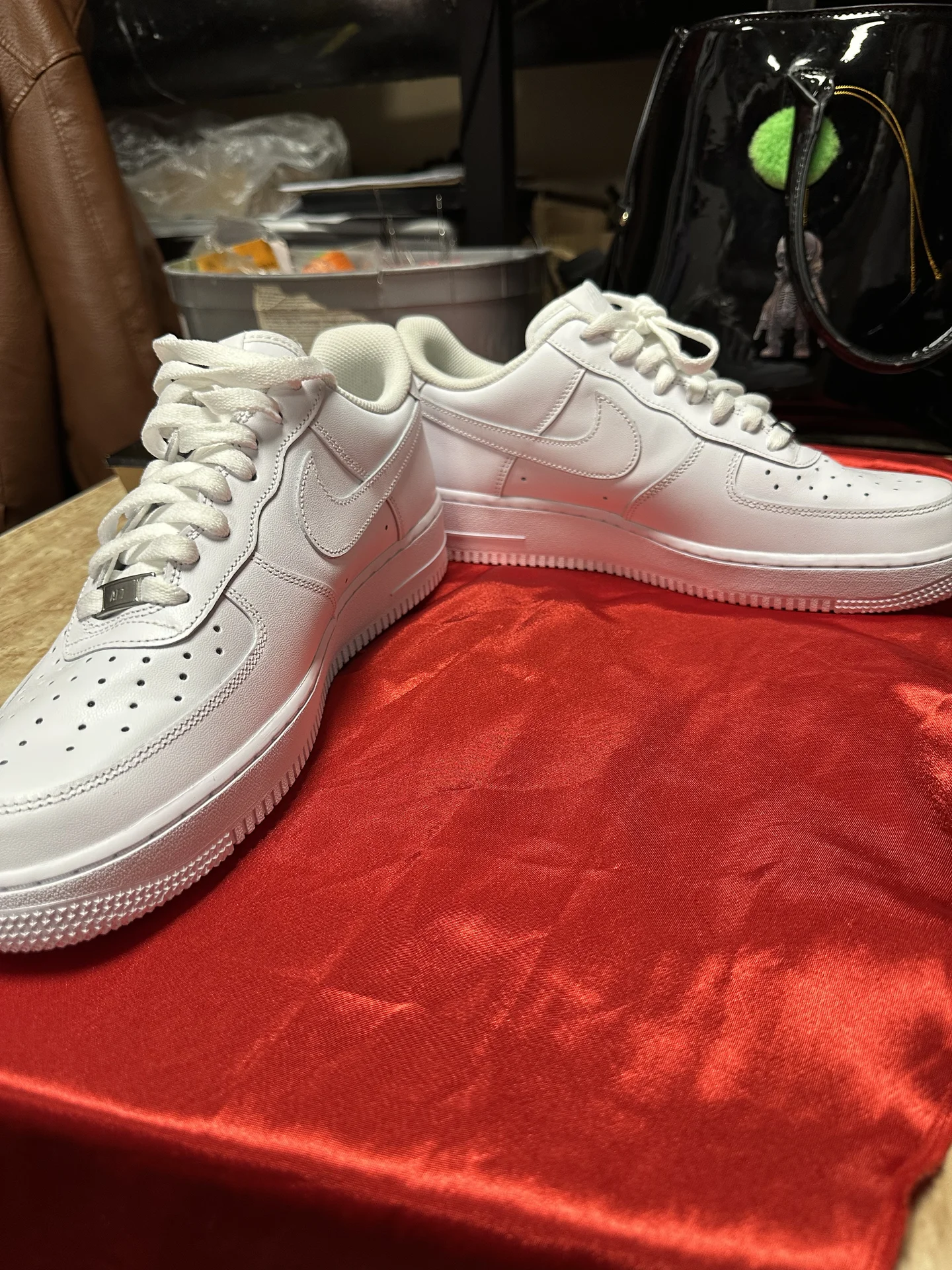 Nike Air Force 1 Белые - миниатюра 4
