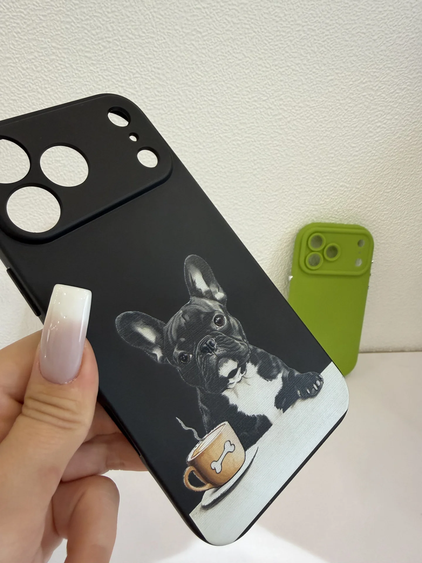 Чехол на iPhone 17pro max - миниатюра 3