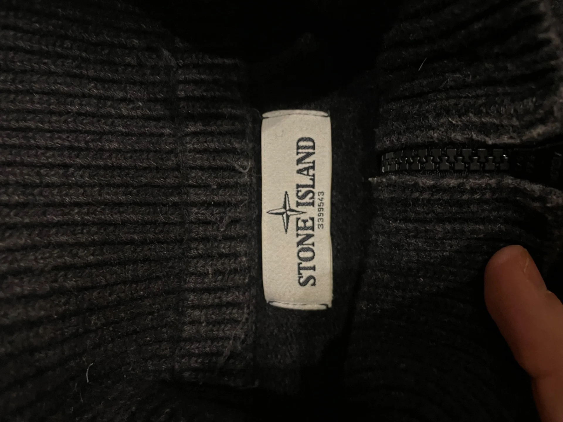 Свитер Stone Island оригинал (шерсть) - миниатюра 5