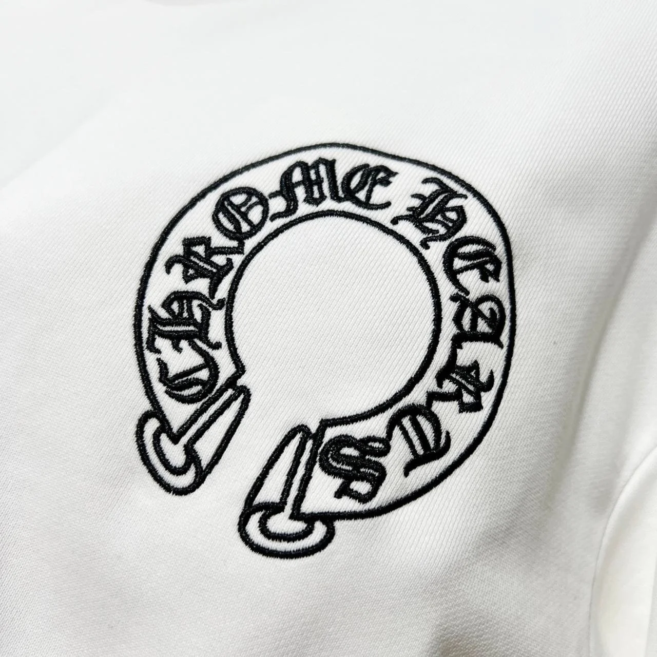 Свитшот chrome hearts белый - миниатюра 4