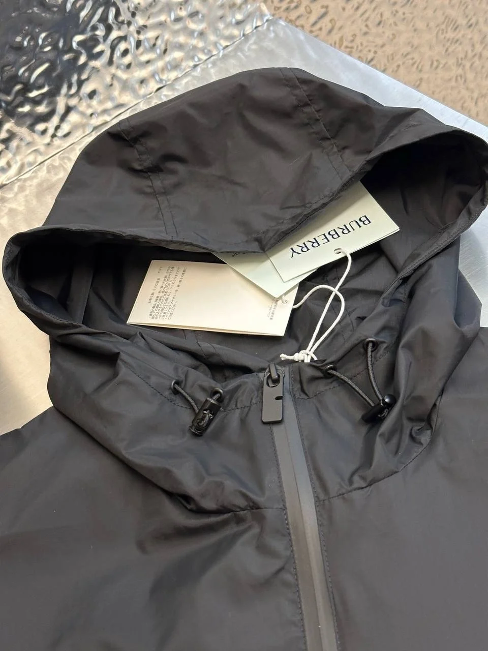 Куртка ветровка burberry черного цвета - миниатюра 9