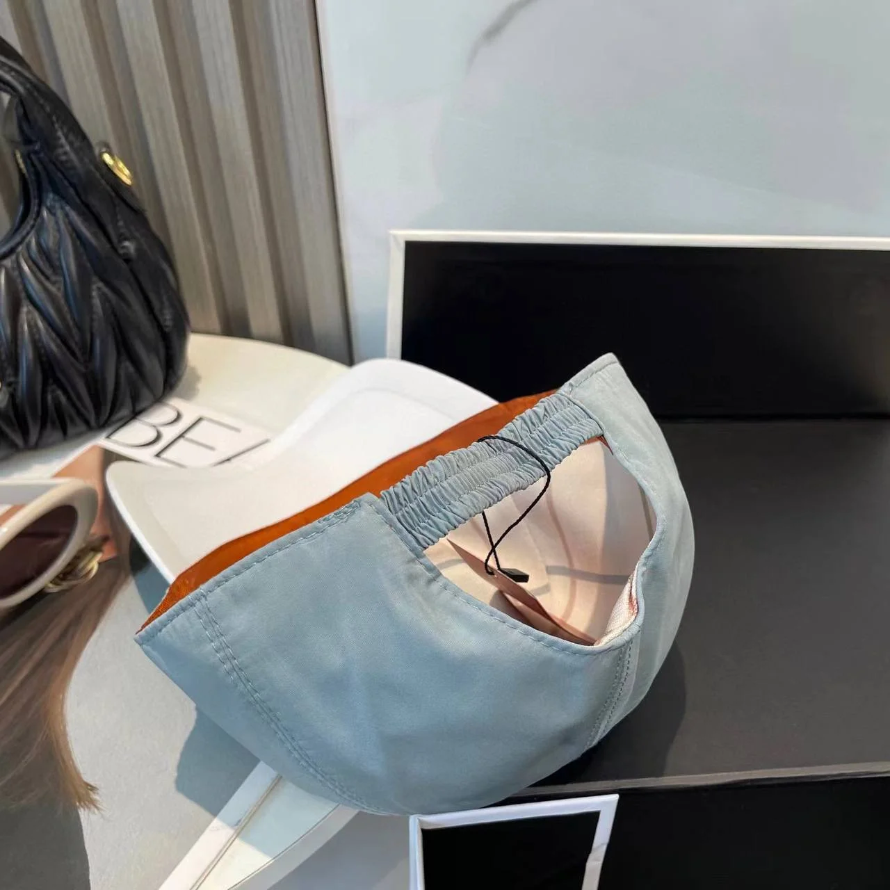 Кепка бейсболка loro piana в серо-голубом цвете - миниатюра 5