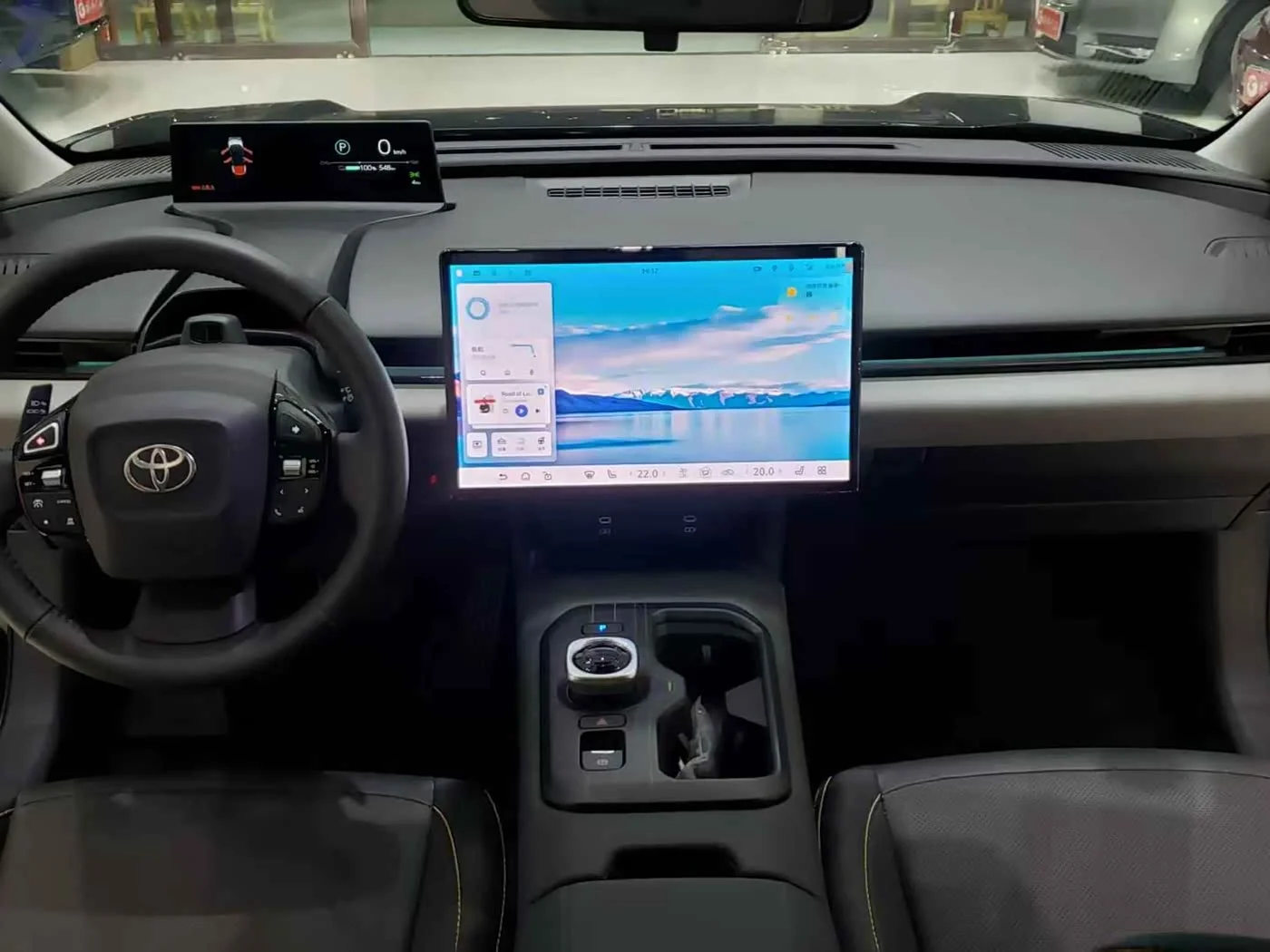 TOYOTA BZ5 - миниатюра 7