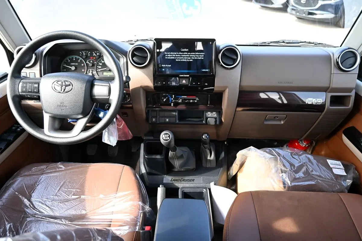 Toyota Land Cruiser LC 76 LX 2025 г.в. - миниатюра 3
