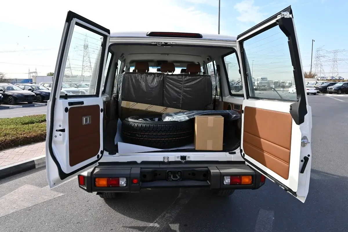 Toyota Land Cruiser LC 76 LX 2025 г.в. - миниатюра 8