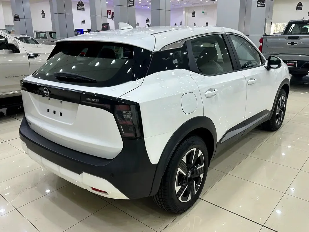 Nissan Kicks SV 2025 - миниатюра 5