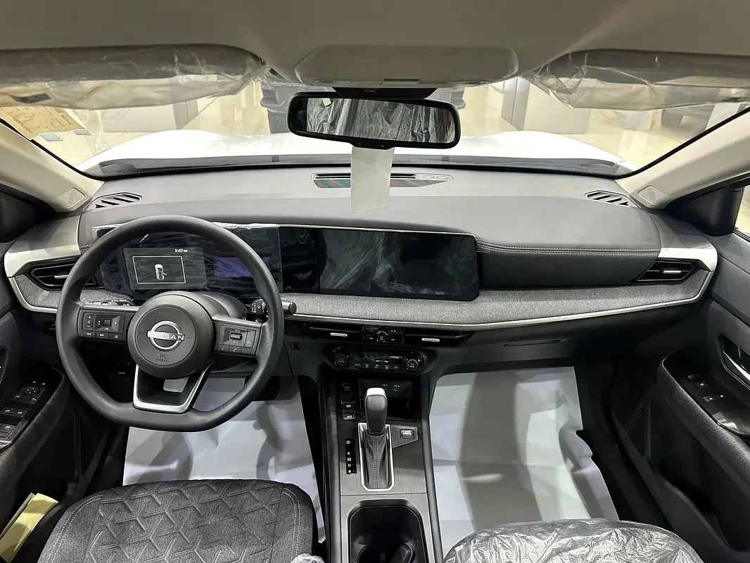 Nissan Kicks SV 2025 - миниатюра 9
