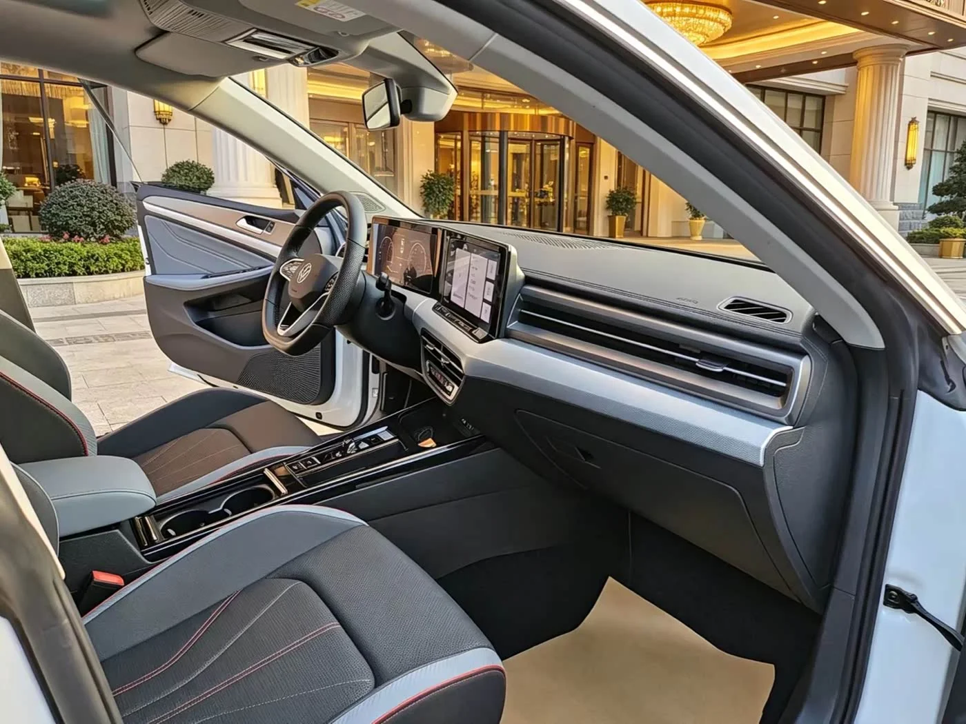 Volkswagen Lamando L II, 2022 - миниатюра 12