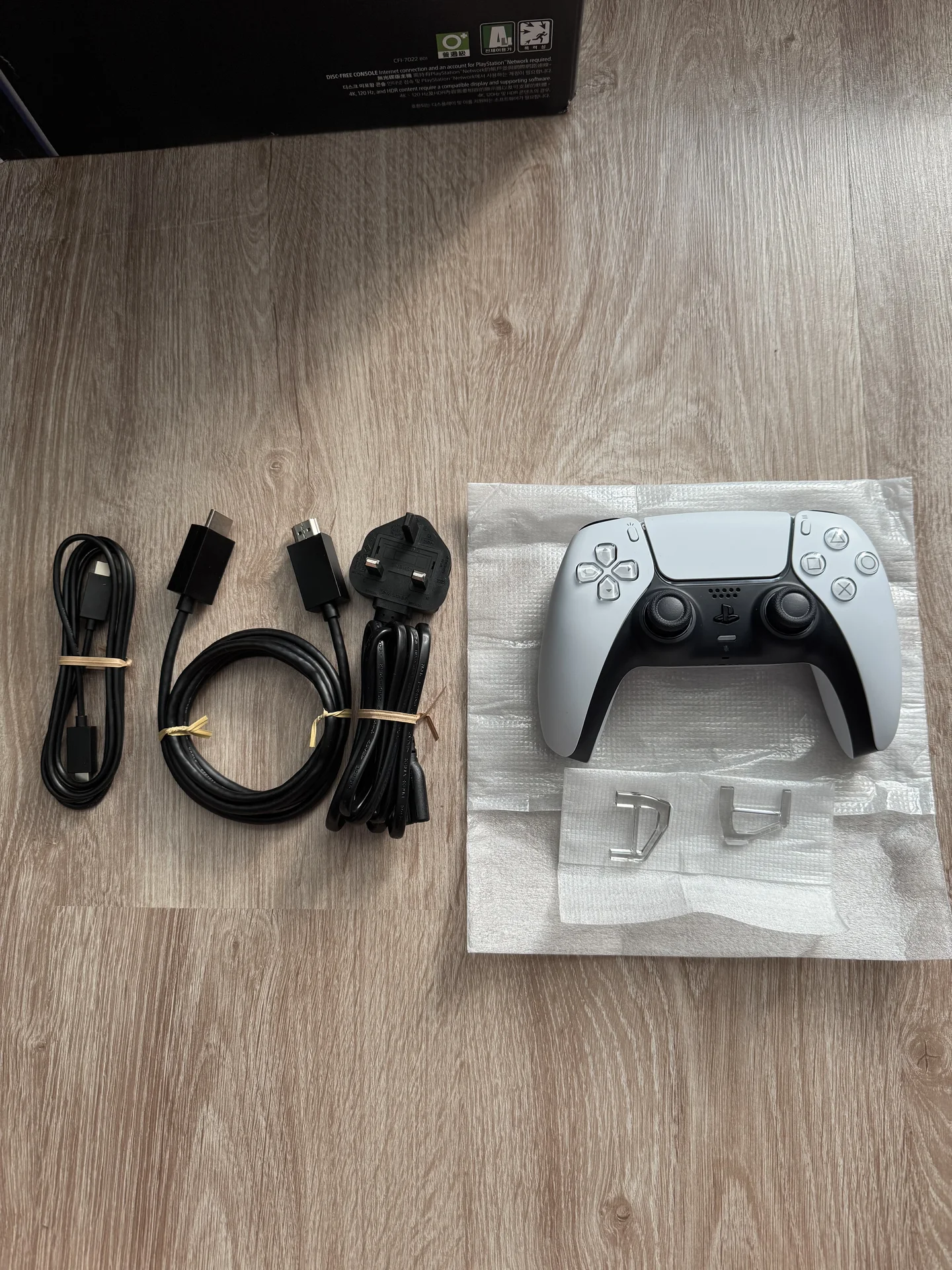 PlayStation 5pro 2TB - миниатюра 2