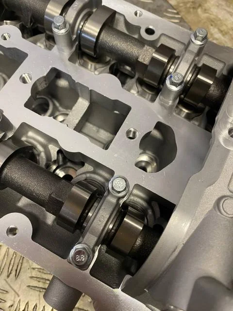 Головка блока цилиндров Ford С-Max 1.6 EcoBoost (JQDA; JQDB; YUDA) - миниатюра 7