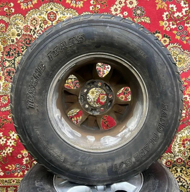 Диск колесный Toyota Land Cruiser 1998-2007 (17" 8J ET60 5X150X110 КОМПЛЕКТ С ШИНОЙ TESCHE TIRE) б/у - миниатюра 3