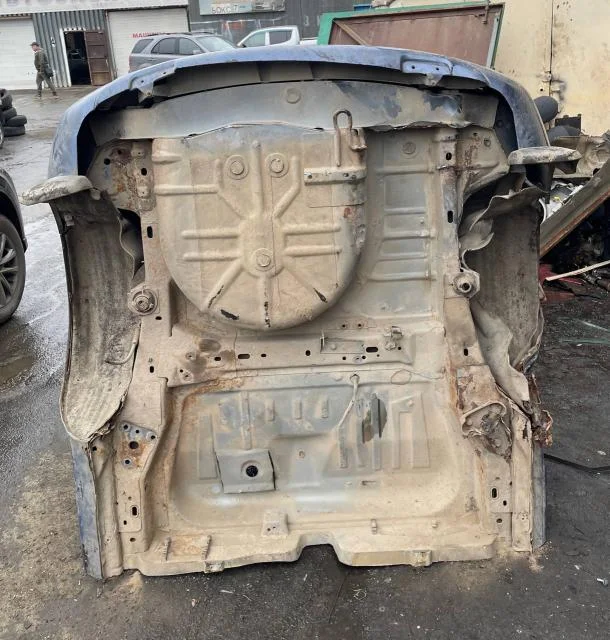 Задняя часть кузова Ford Fusion 2002-2012 б/у - миниатюра 2