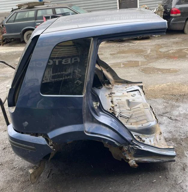 Задняя часть кузова Ford Fusion 2002-2012 б/у - миниатюра 4