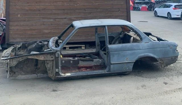 Кузов целиком BMW 3-серия E21 >1983 б/у - изображение 1