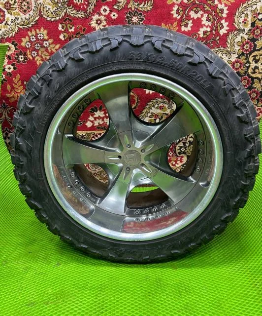 Диск колесный R20 Work (В СБОРЕ С ШИНОЙ КОМПЛЕКТ 33x12.5R20 Atturo Trail Blade M/T) б/у - миниатюра 3