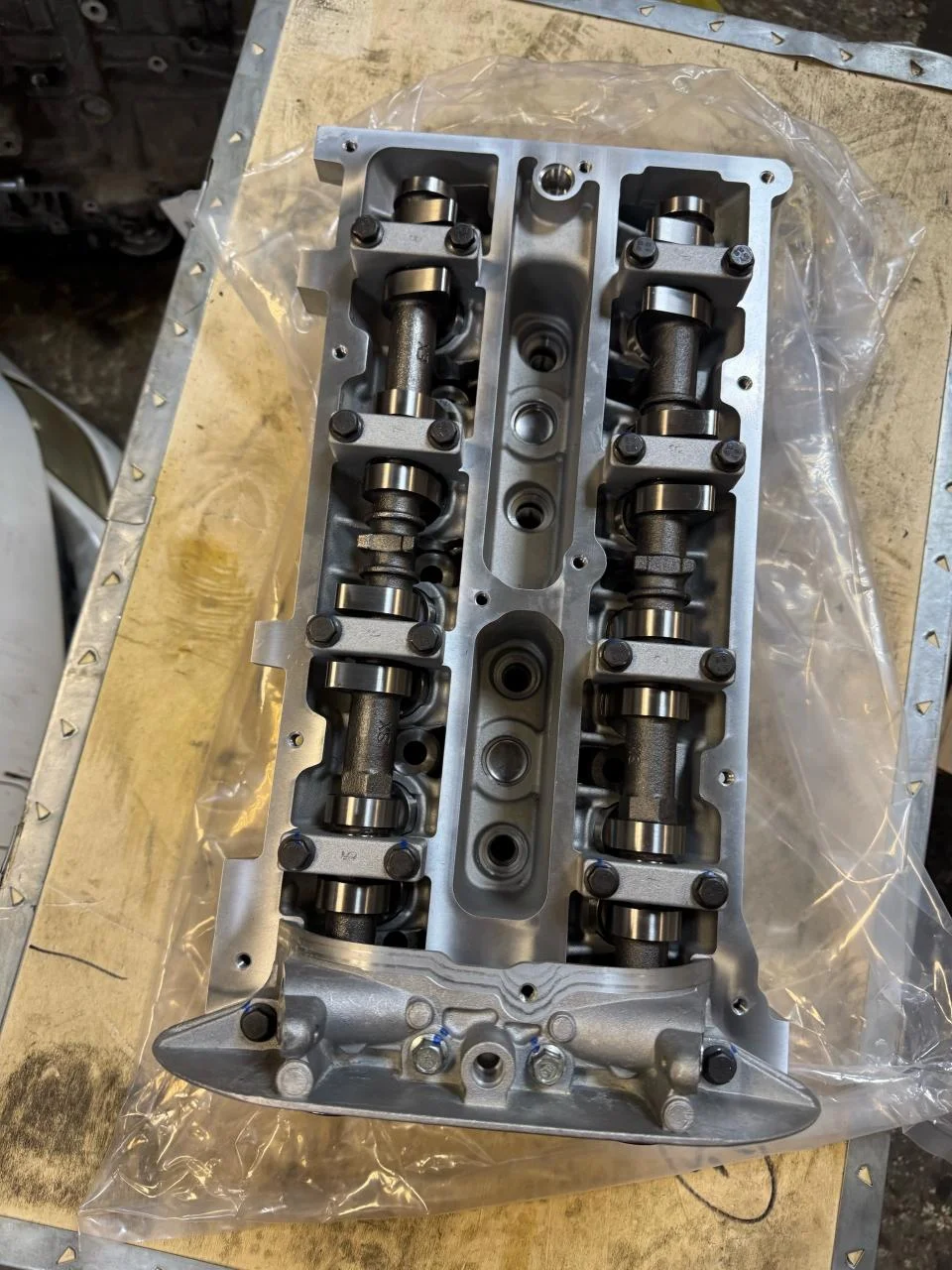 Головка блока Ford EcoSport 2012-2023 (1.6 16V IQJB SIDA PNDA НОВАЯ) - миниатюра 2