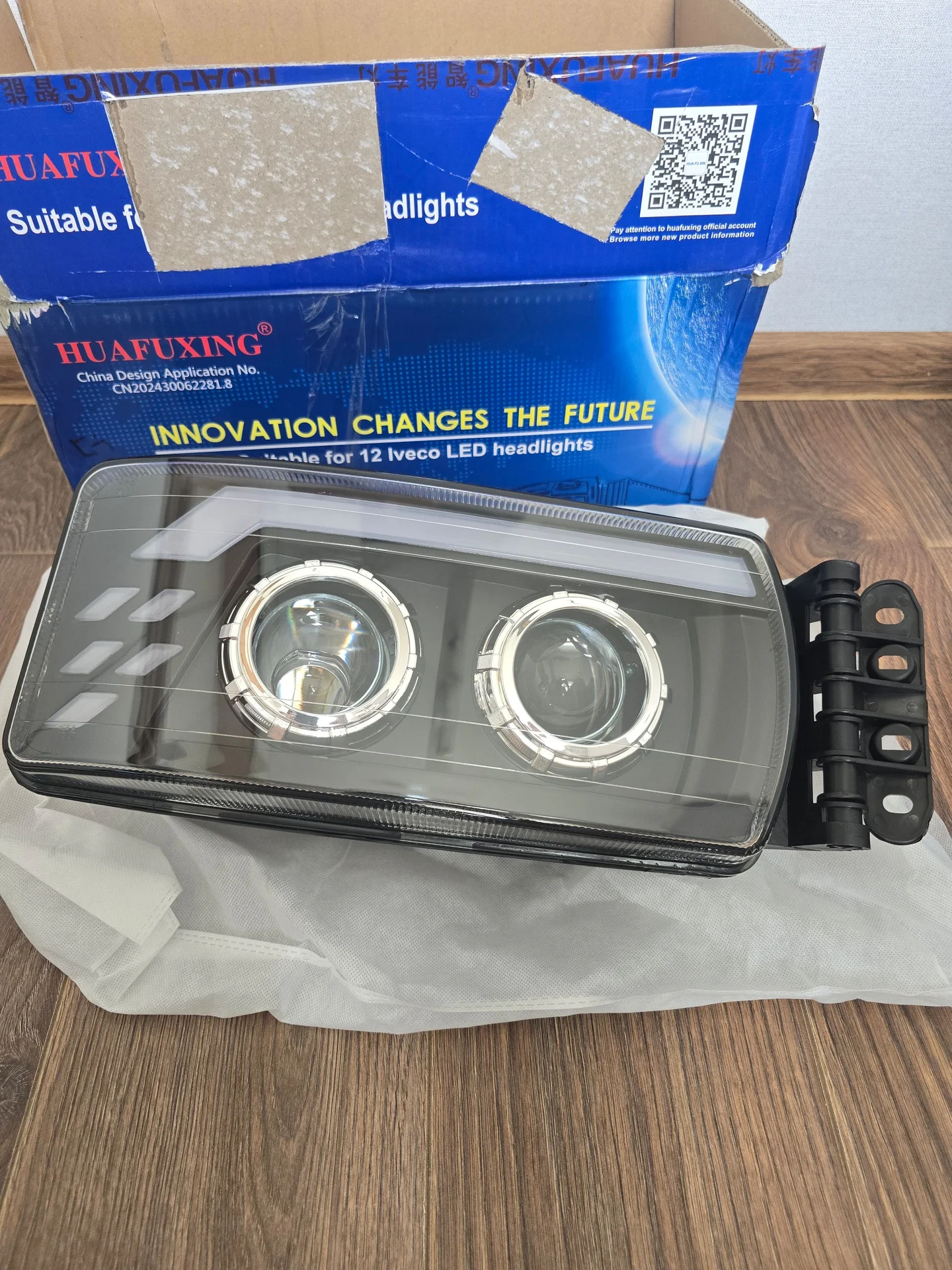 Светодиодные Led-фары HUAFUXING на Iveco - миниатюра 4