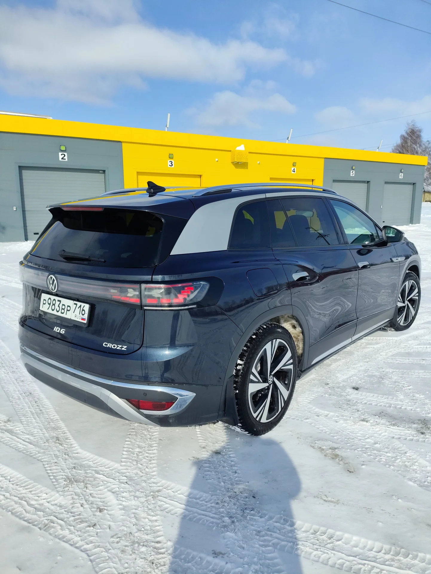 VW ID.6 Crozz Pro 2022 - миниатюра 5