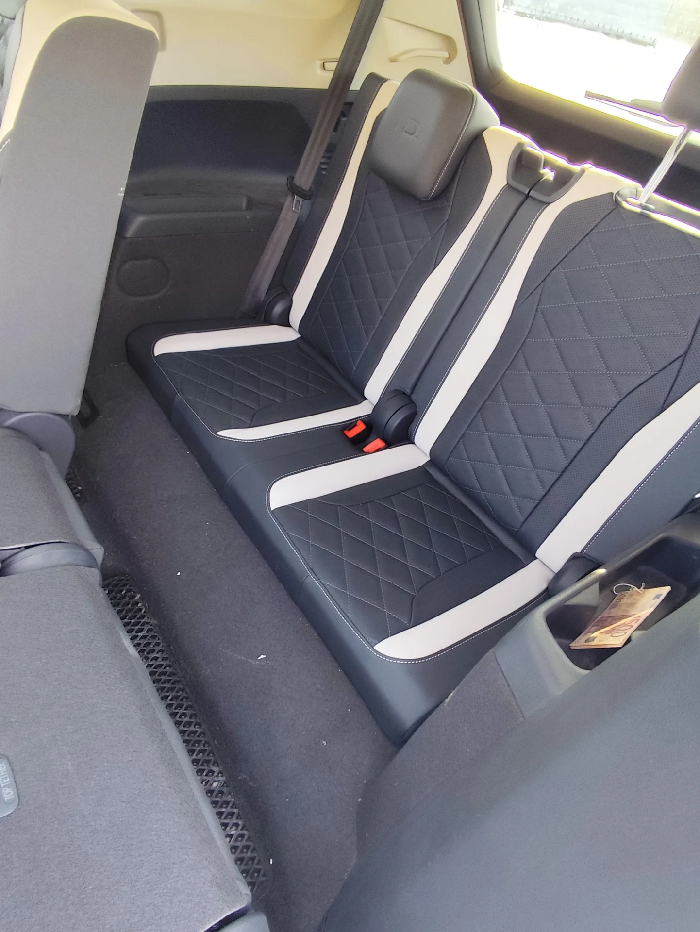 VW ID.6 Crozz Pro 2022 - миниатюра 9