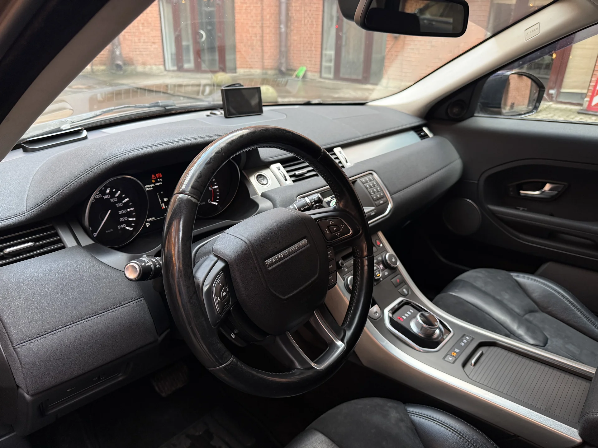 Range Rover Evoque 2013 2.2 дизель - миниатюра 10