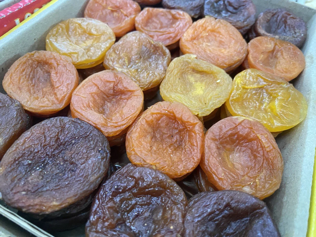 Орехи и сухофрукты фисташки курага кешью фундук - изображение 1