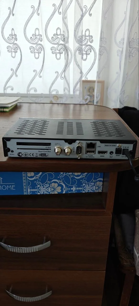Спутниковый ресивер OpenBox S4 HD PVR - миниатюра 3