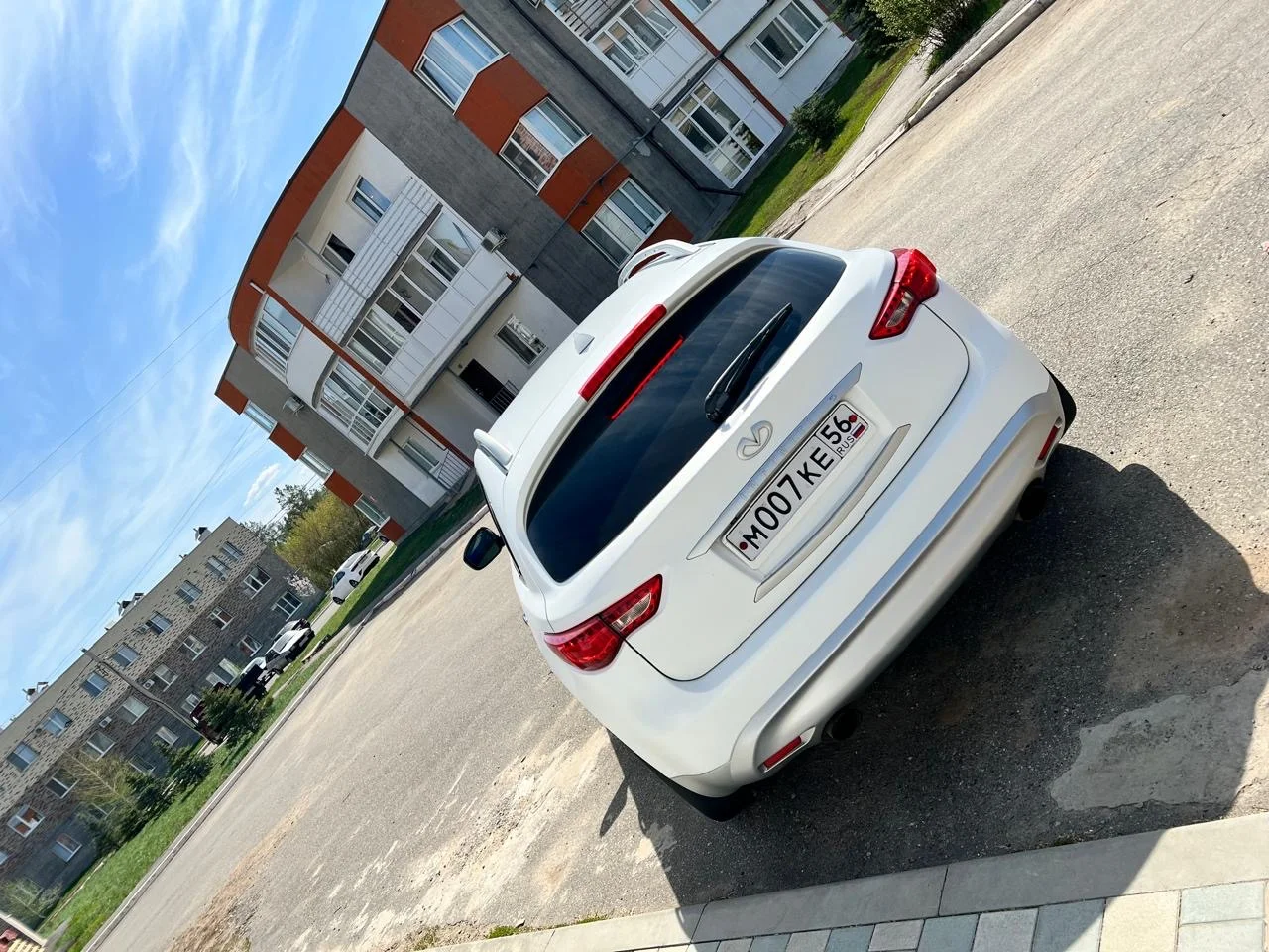 Infiniti FX 35 - миниатюра 6