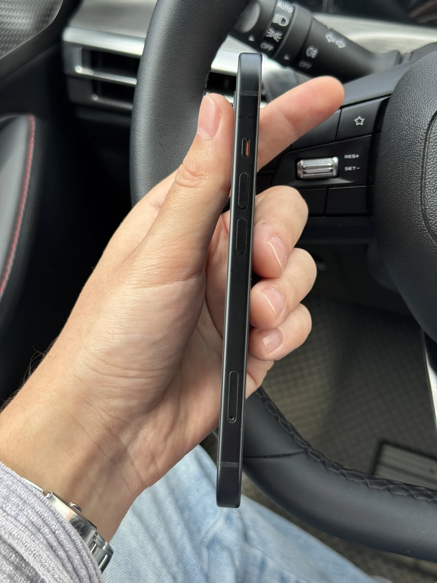 iPhone 15 128Gb Black Sim/Esim - миниатюра 3