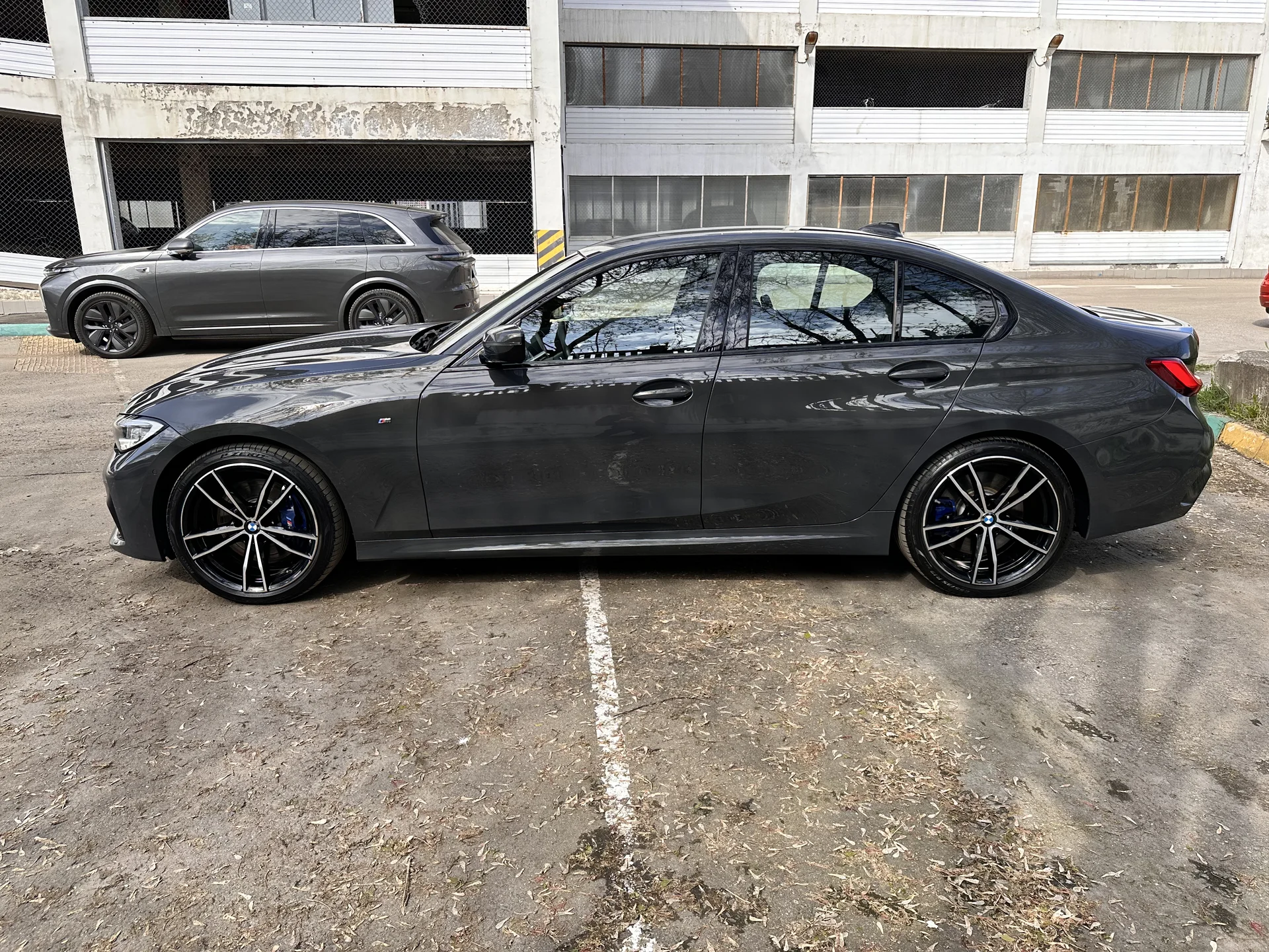 BMW 320d xDrive M Sport Pro - миниатюра 12