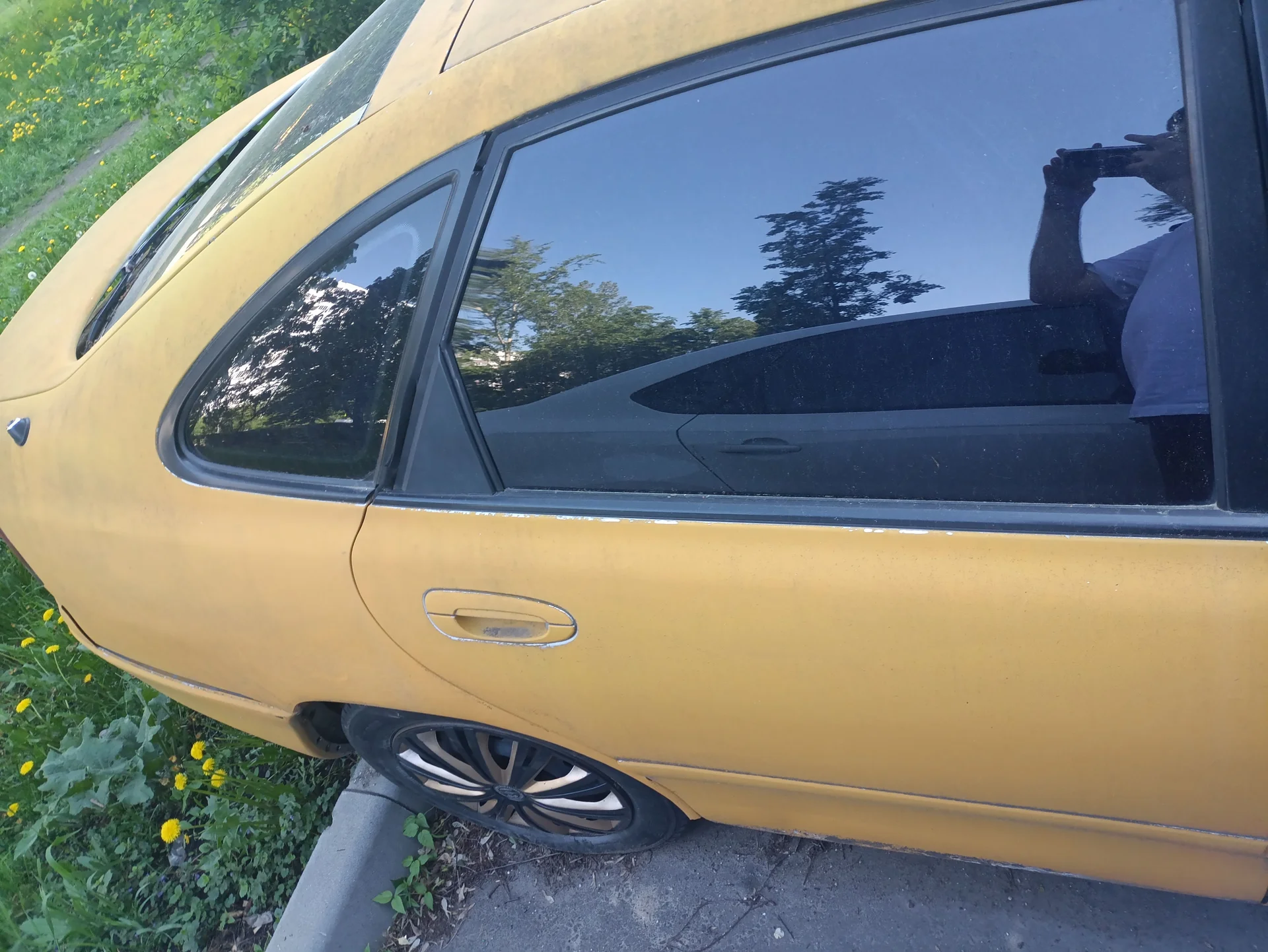 Mazda 626 2.0 Mt ge 1993 - миниатюра 3