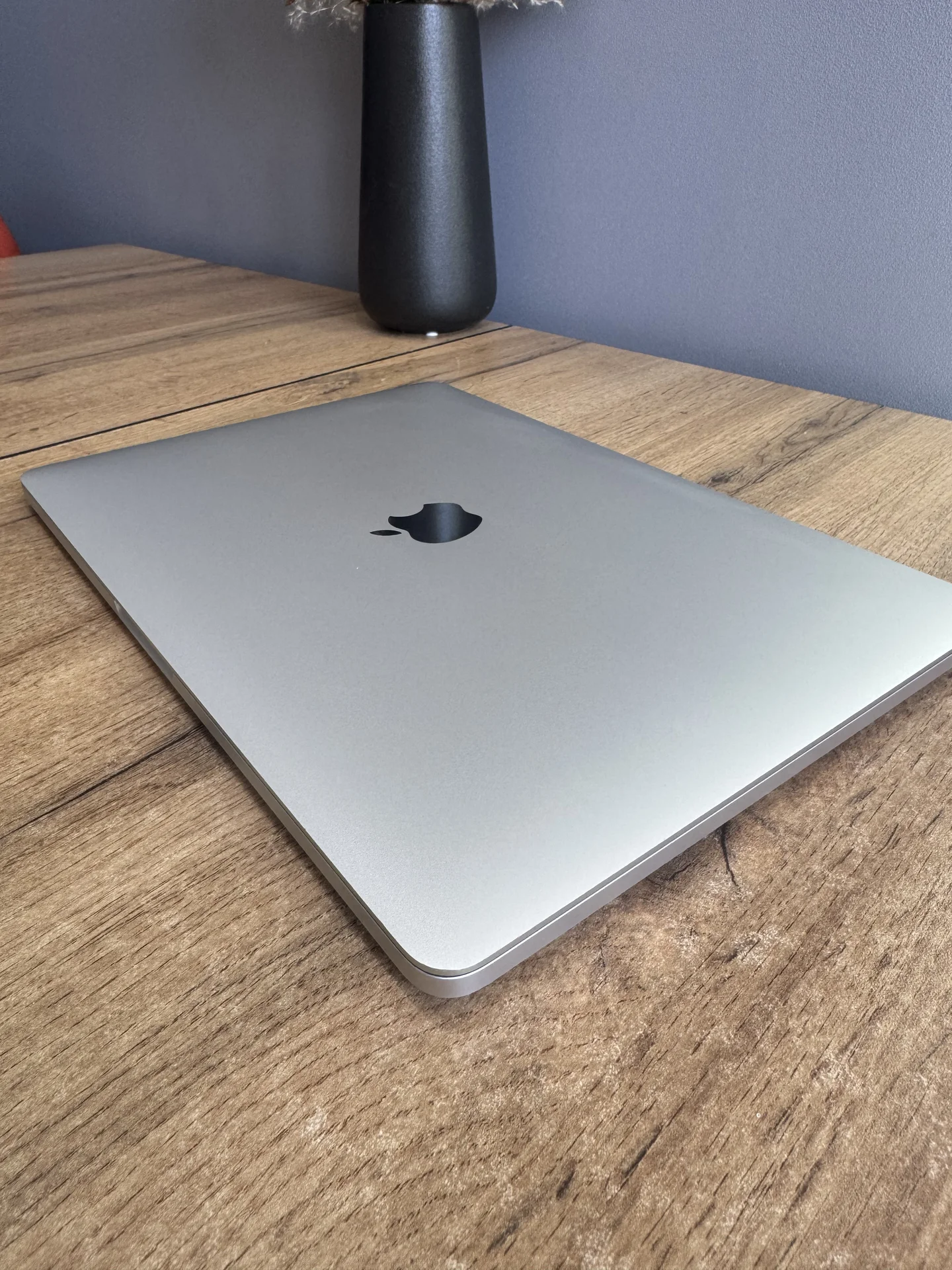 MacBook Pro 13" M2 2022, 8/256 ГБ - миниатюра 6