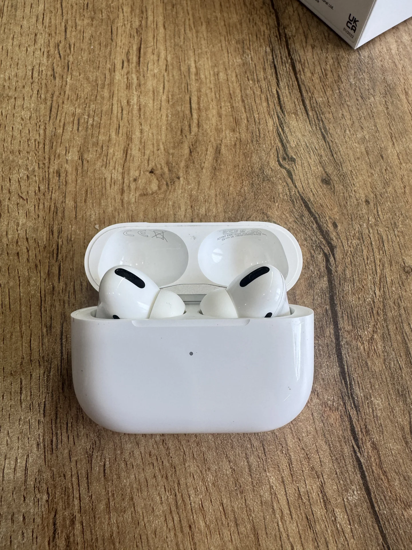AirPods Pro 1-го поколения - миниатюра 2