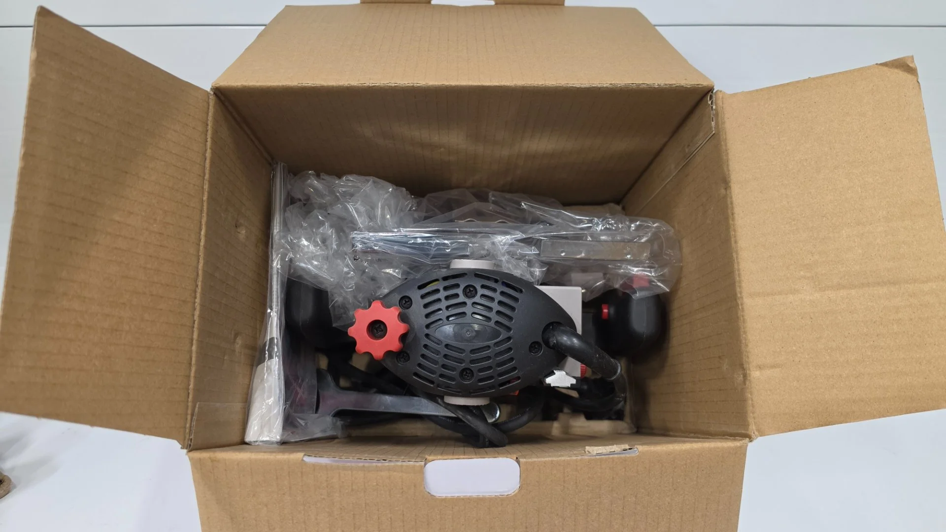 Фрезер CROWN CT11002 1400Вт - миниатюра 5