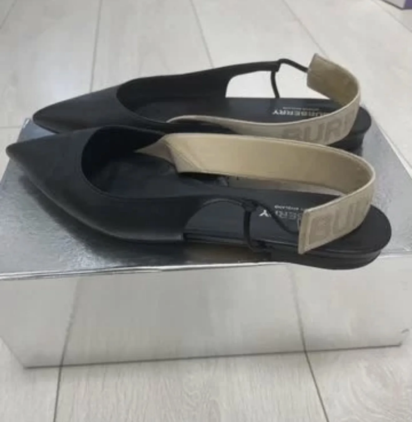 Туфли Burberry 37 - изображение 1