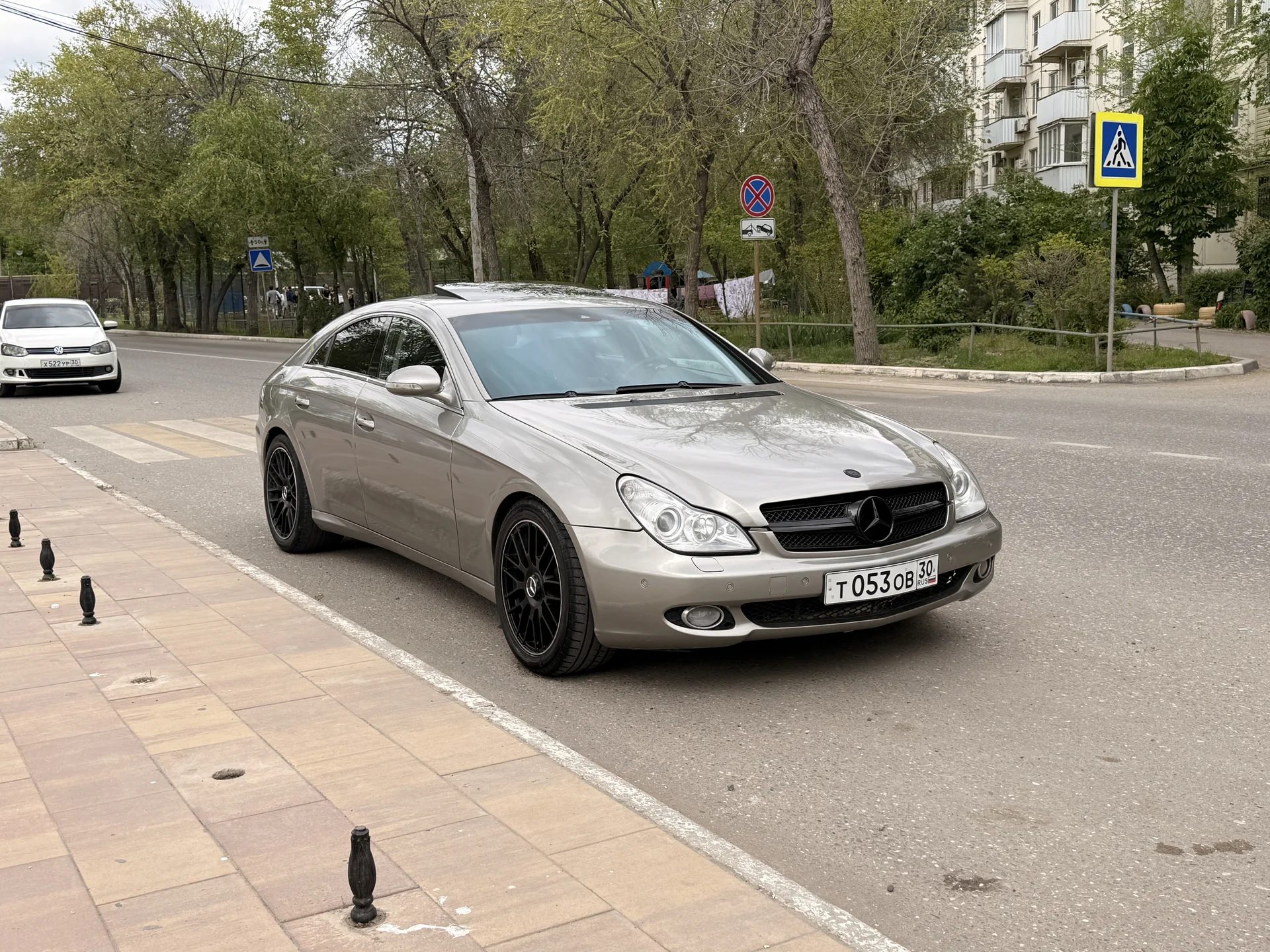 Mercedes CLS W219 (банан) - миниатюра 9