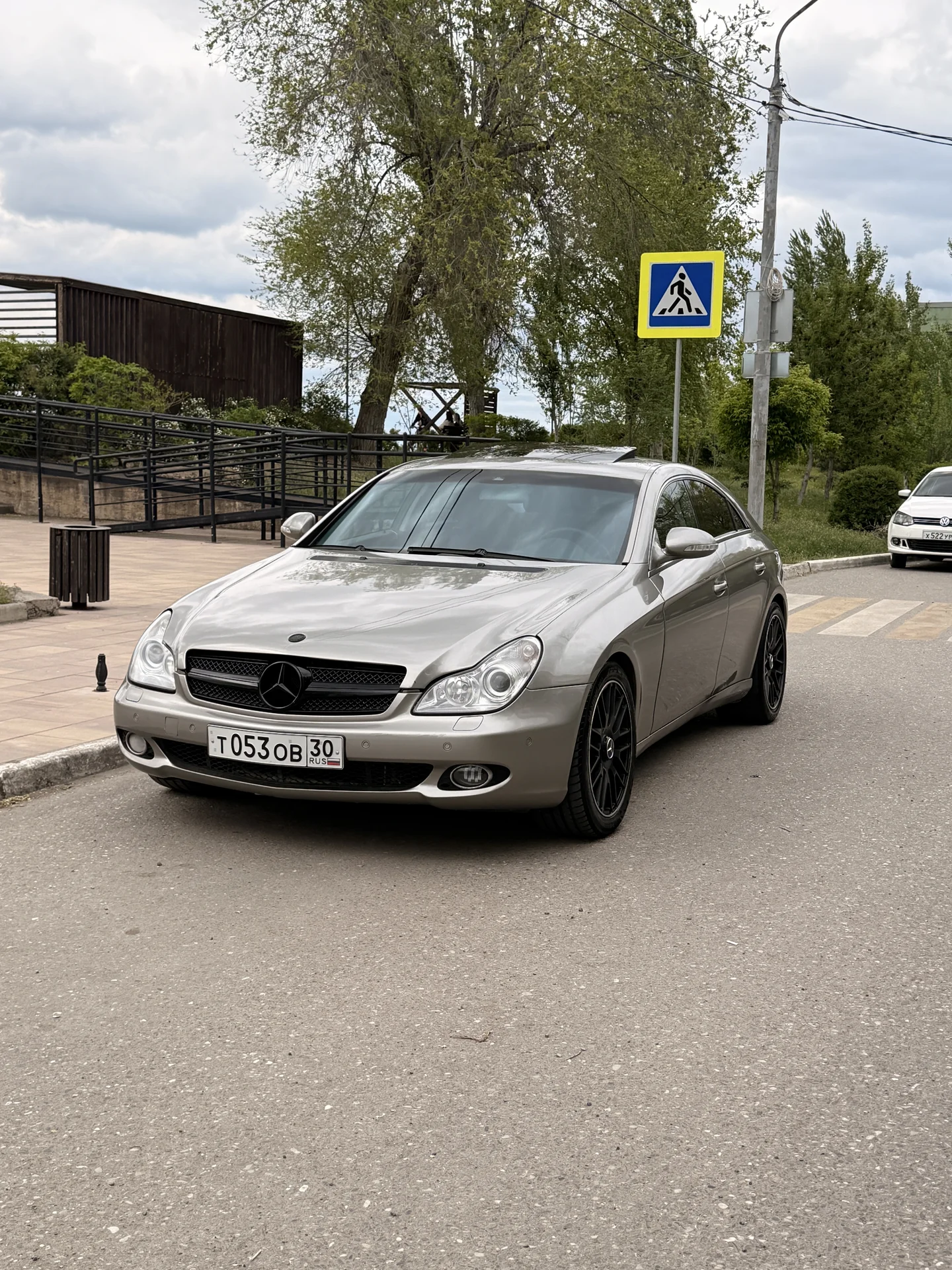 Mercedes CLS W219 (банан) - миниатюра 10