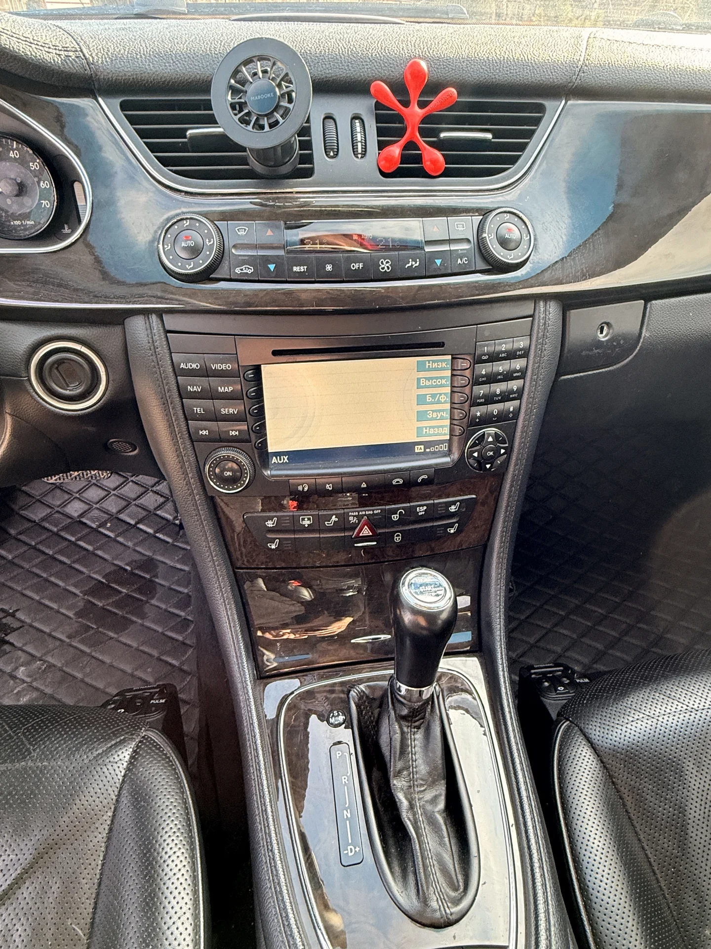 Mercedes CLS W219 (банан) - миниатюра 23