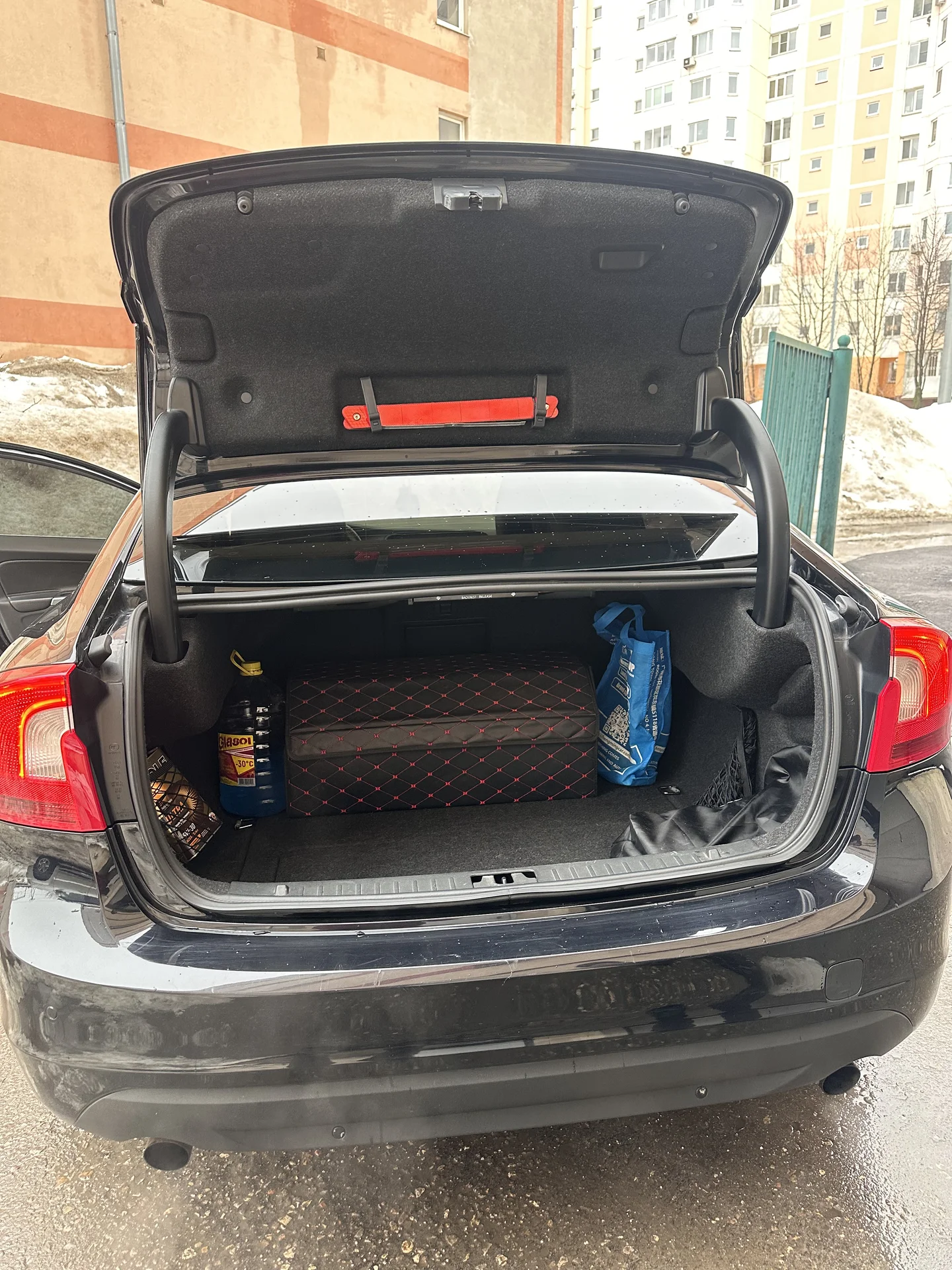 Volvo S60 1.6AMT,2011,171000км - миниатюра 12