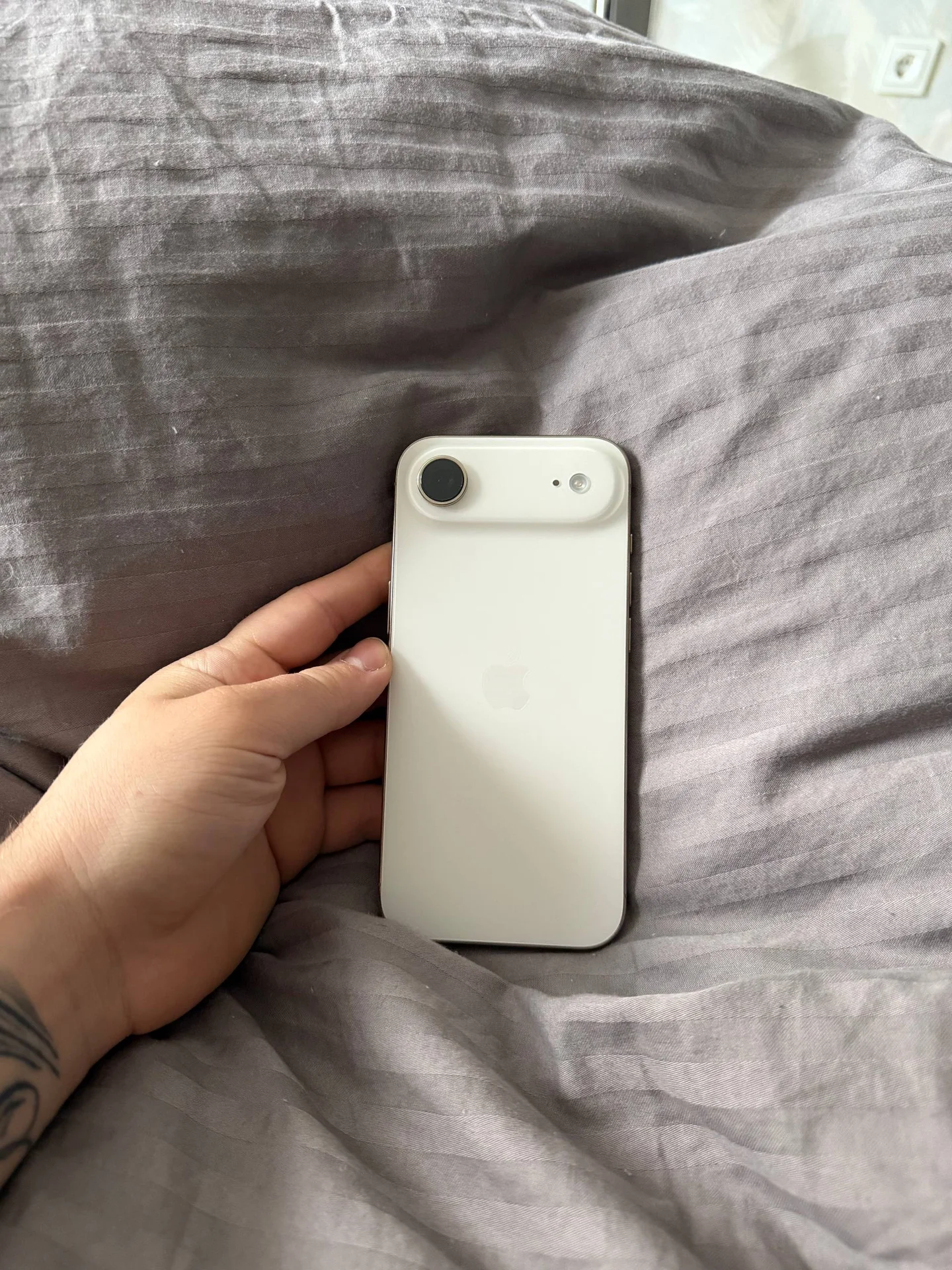 iPhone 17 air - миниатюра 2