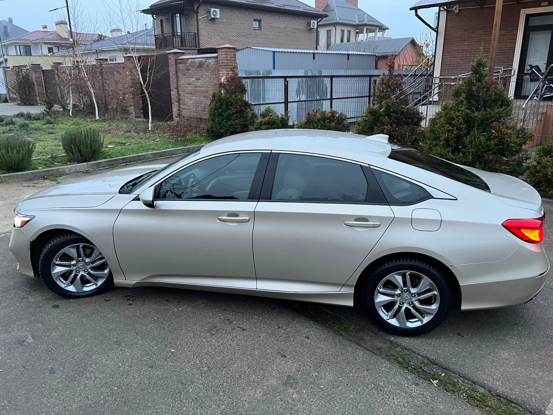 Honda Accord - миниатюра 7