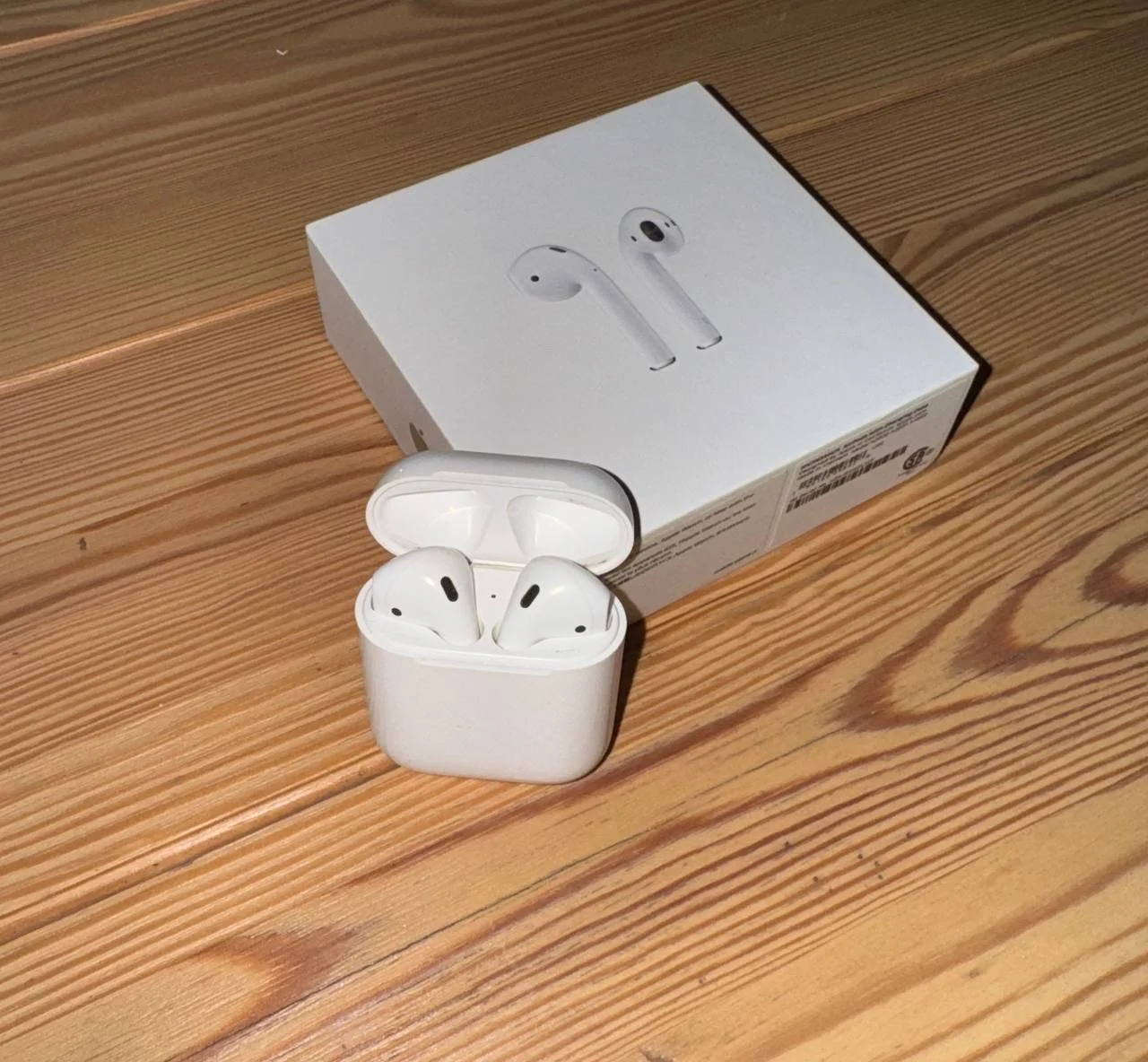 Наушники Apple AirPods (2-е поколение) - изображение 1