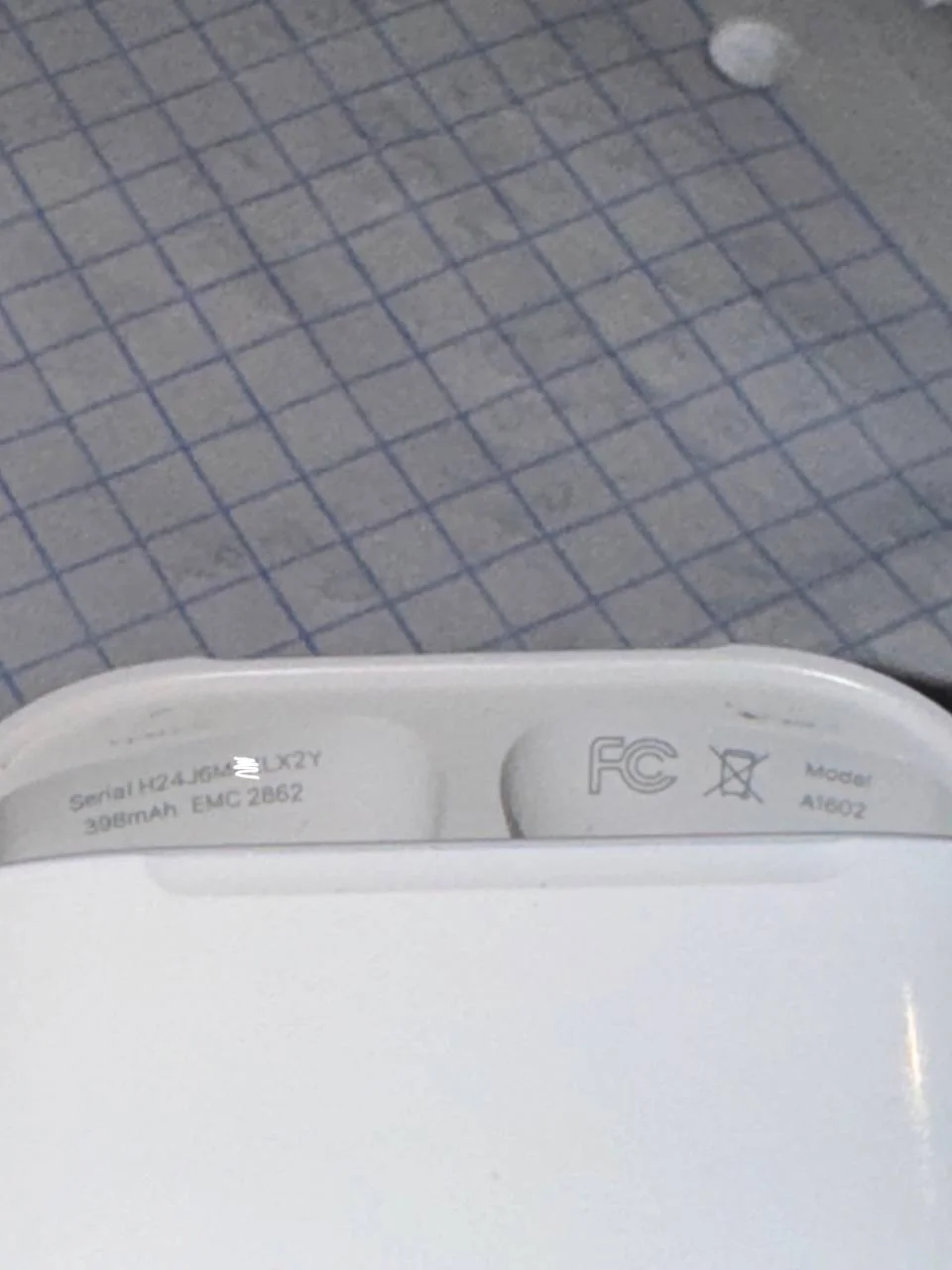 Наушники Apple AirPods (2-е поколение) - миниатюра 5